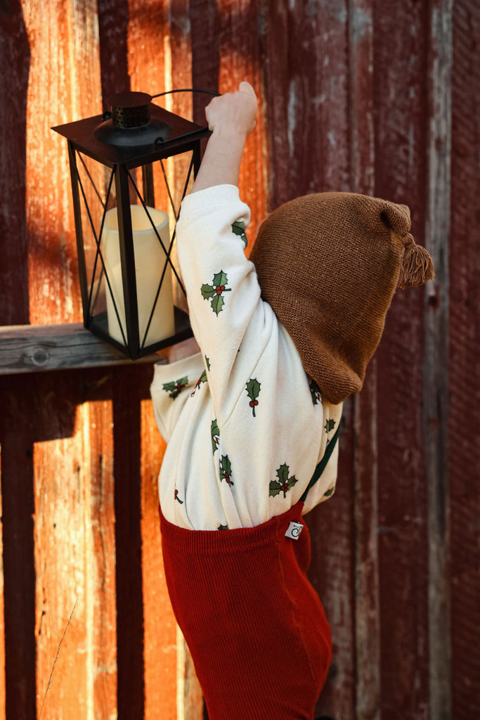 US stockist of Silly Silas' Christmas Edition footed cotton tights in Maple Leaf x Dark Forest Green braces