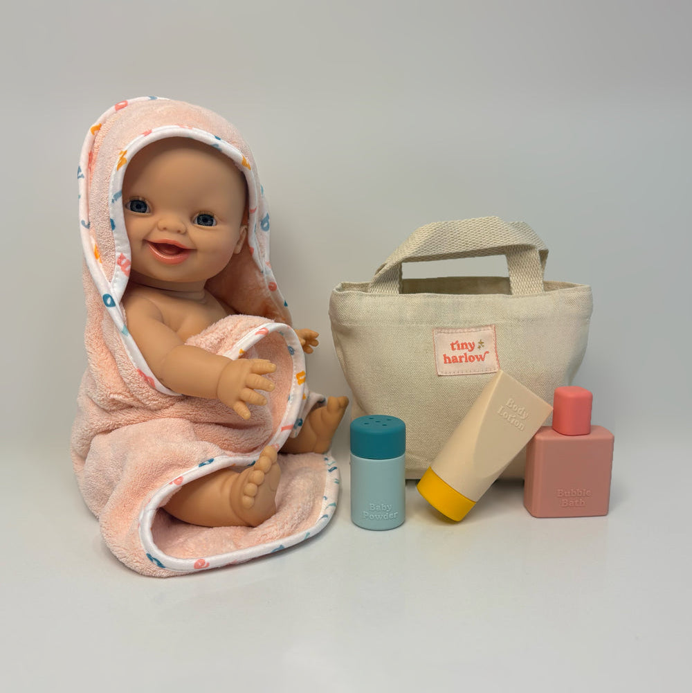US stockist of Tiny Harlow's Tiny Bath Time set