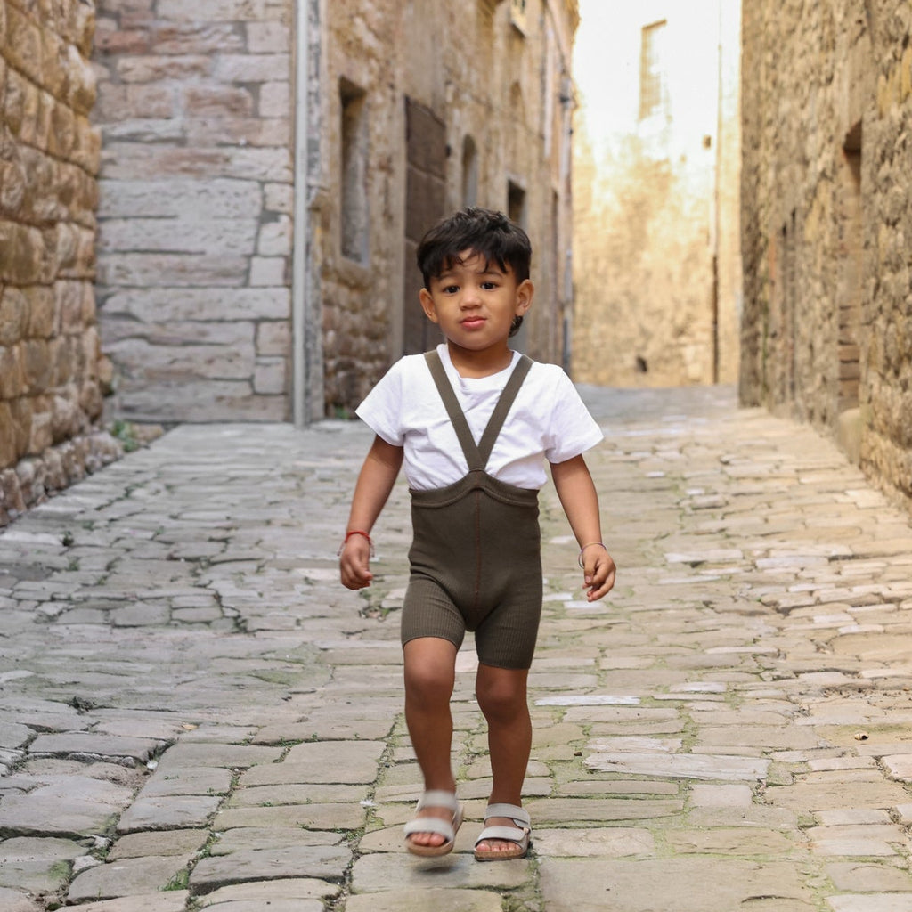 US stockist of Silly Silas'  Shorty Seaweed Brown Tights