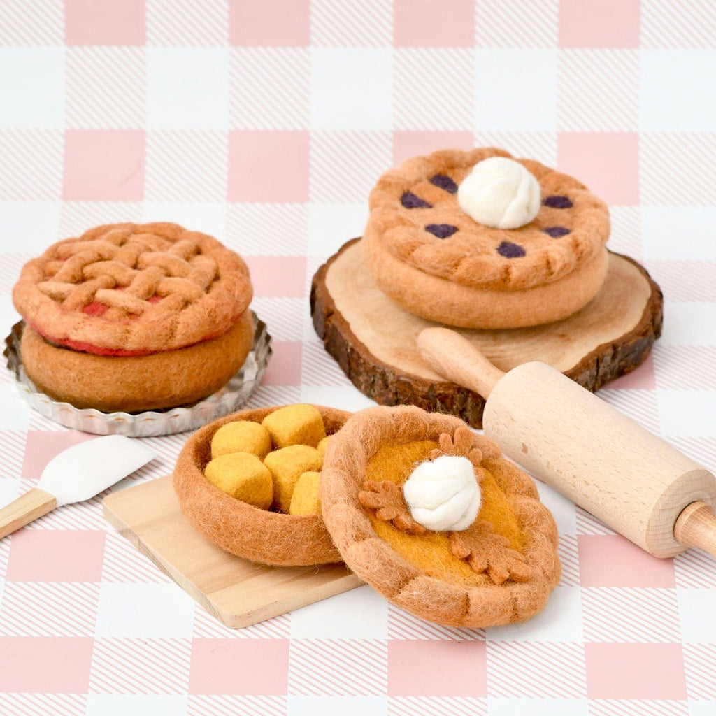 US stockist of Tara Treasures Pumpkin Pie pretend food play set