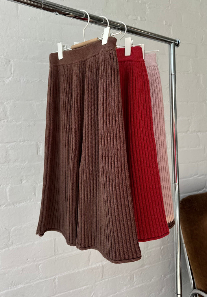 US stockist of Illoura the Label's Cocoa Essential Ribbed Knit 3/4 pants