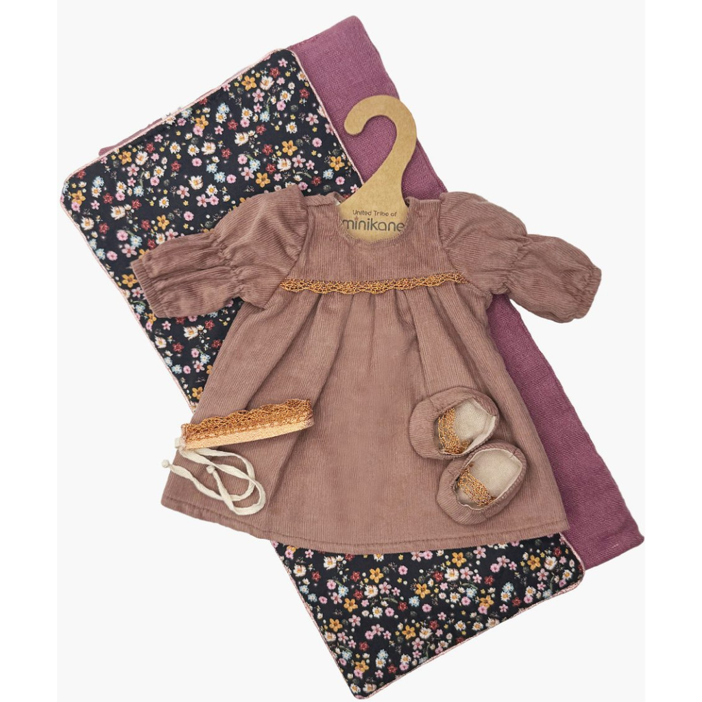 US stockist of Minikane's P'tits deguiz Princess and the pea set