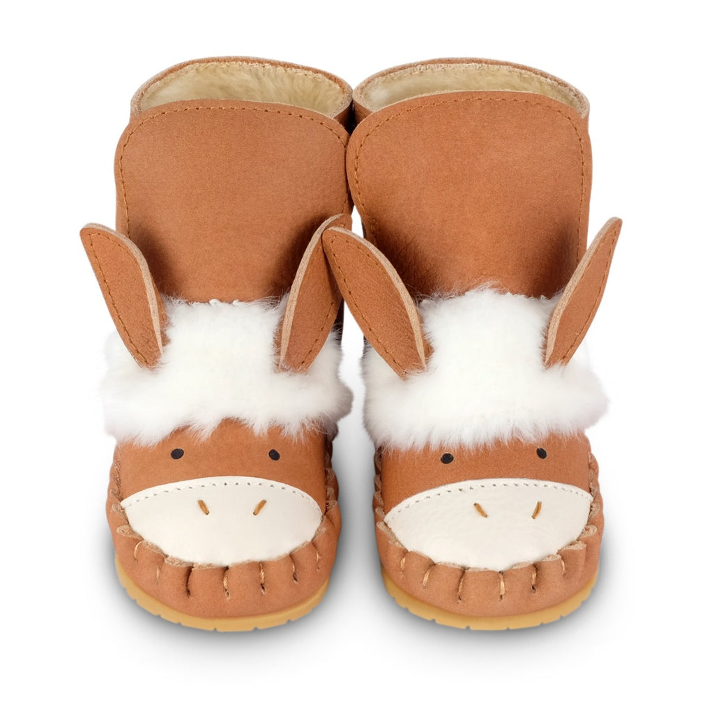 US stockist of Donsje's Donkey baby shoes with Kapi exclusive faux fur lining.  Velcro fastening - soft sole under 12mths.