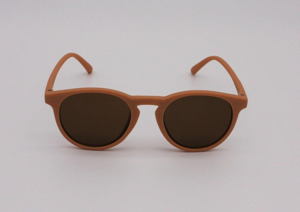 US stockist of Elle Porte's Ranger sunglasses.  Gender neutral, with clay frames and dark lenses.  Rated UV400