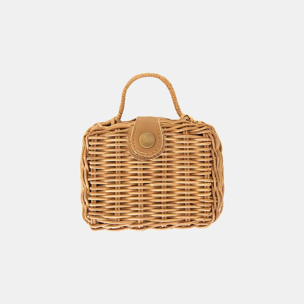 US stockist of doll sized rattan toaty trunk.
