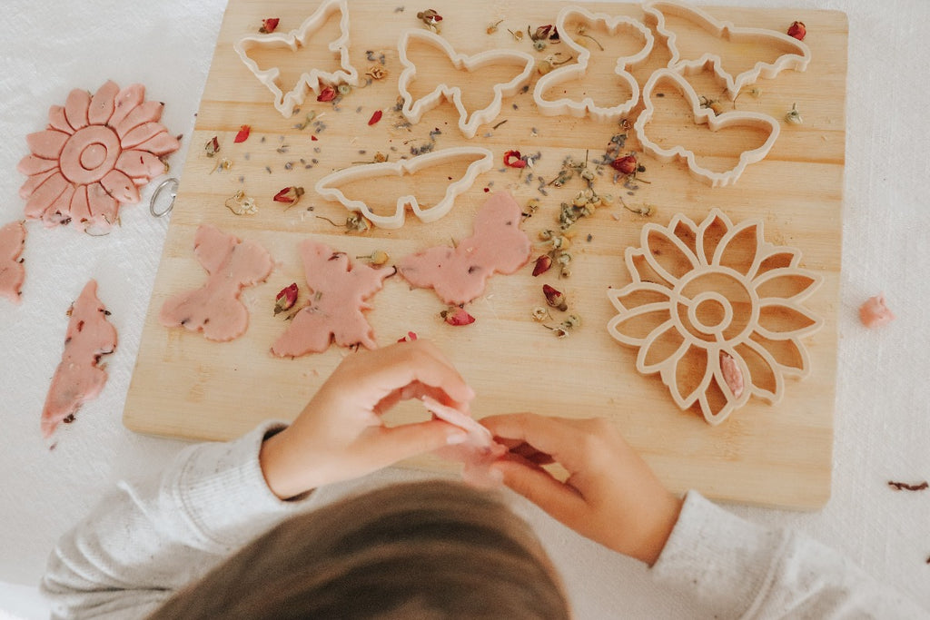 US stockist of Kinfolk Pantry's, non toxic, set of 5 butterfly Eco Cutters.  Made from recycled wood mill sawdust and plant based biodegradable plastic.  Made for cookie or play dough.