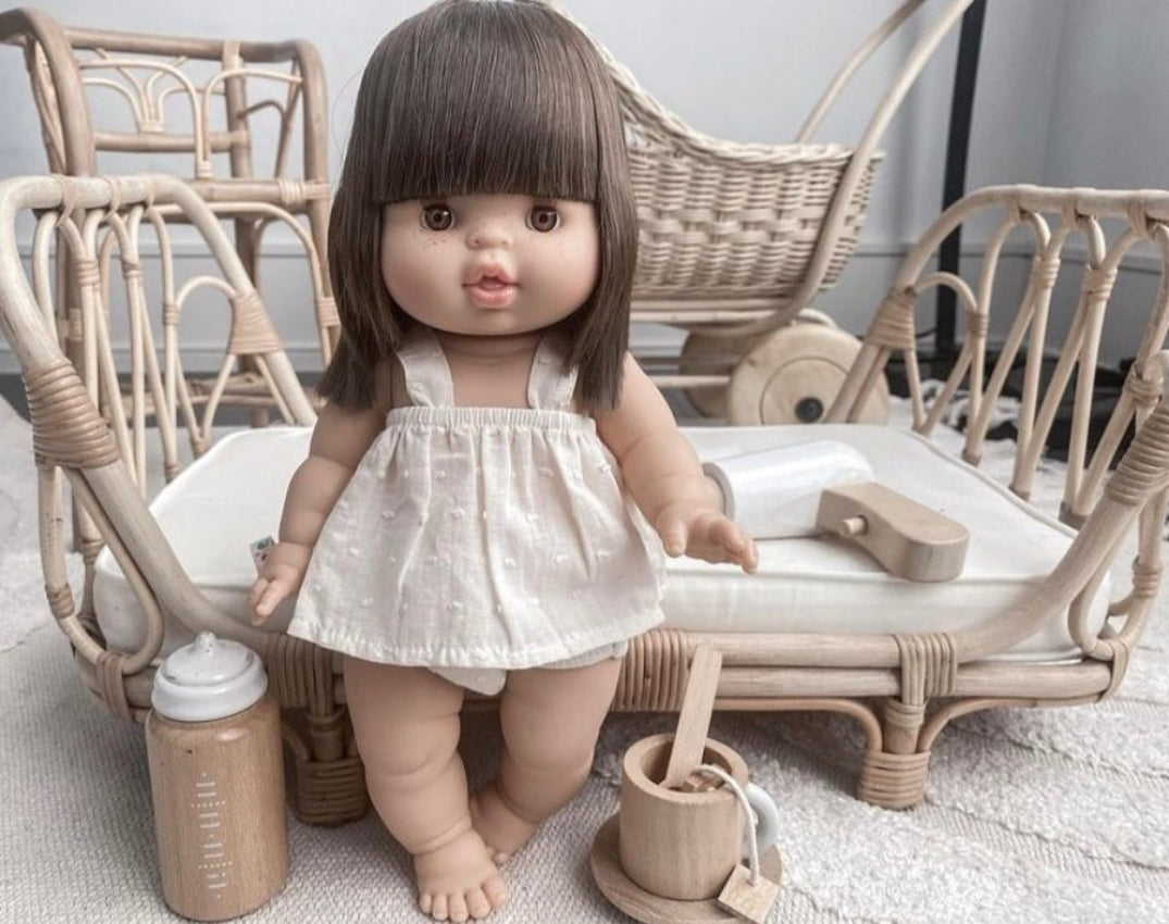 Jade Gordis Girl Doll main image 1