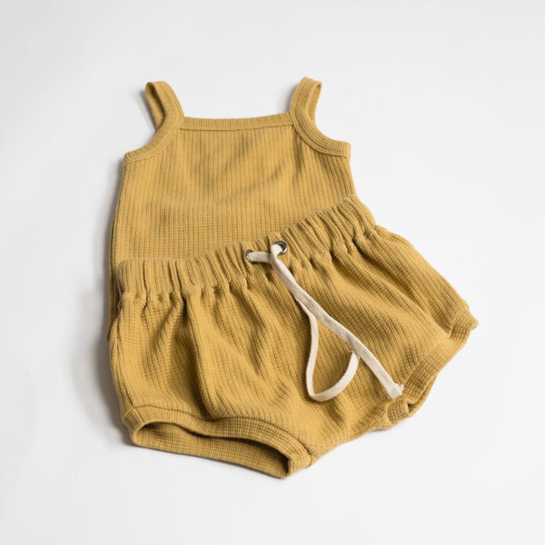 US stockist of Five O' Six's Flossy Waffle Set in Spicy Mustard.  Made from 100% organic cotton.
