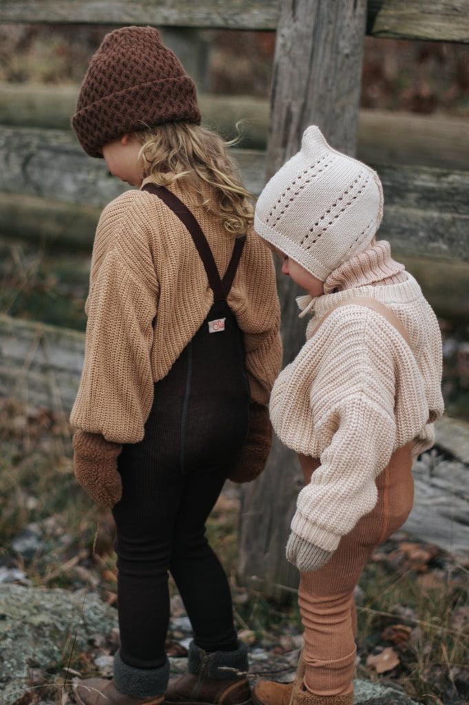 US stockist of Silly Silas' gender neutral, Wooly Footless Tights in Espresso Brown.