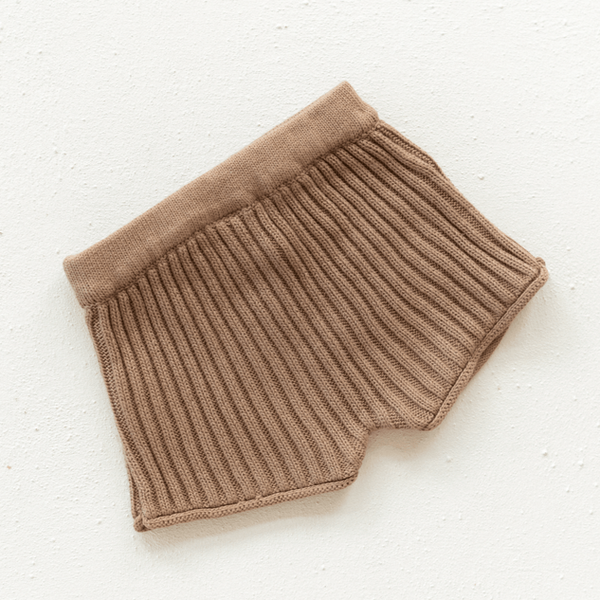 US stockist of Illoura the Label's gender neutral, classic fit, Essentials Rib Knit Shorts in Chocolate.  Made from cotton.